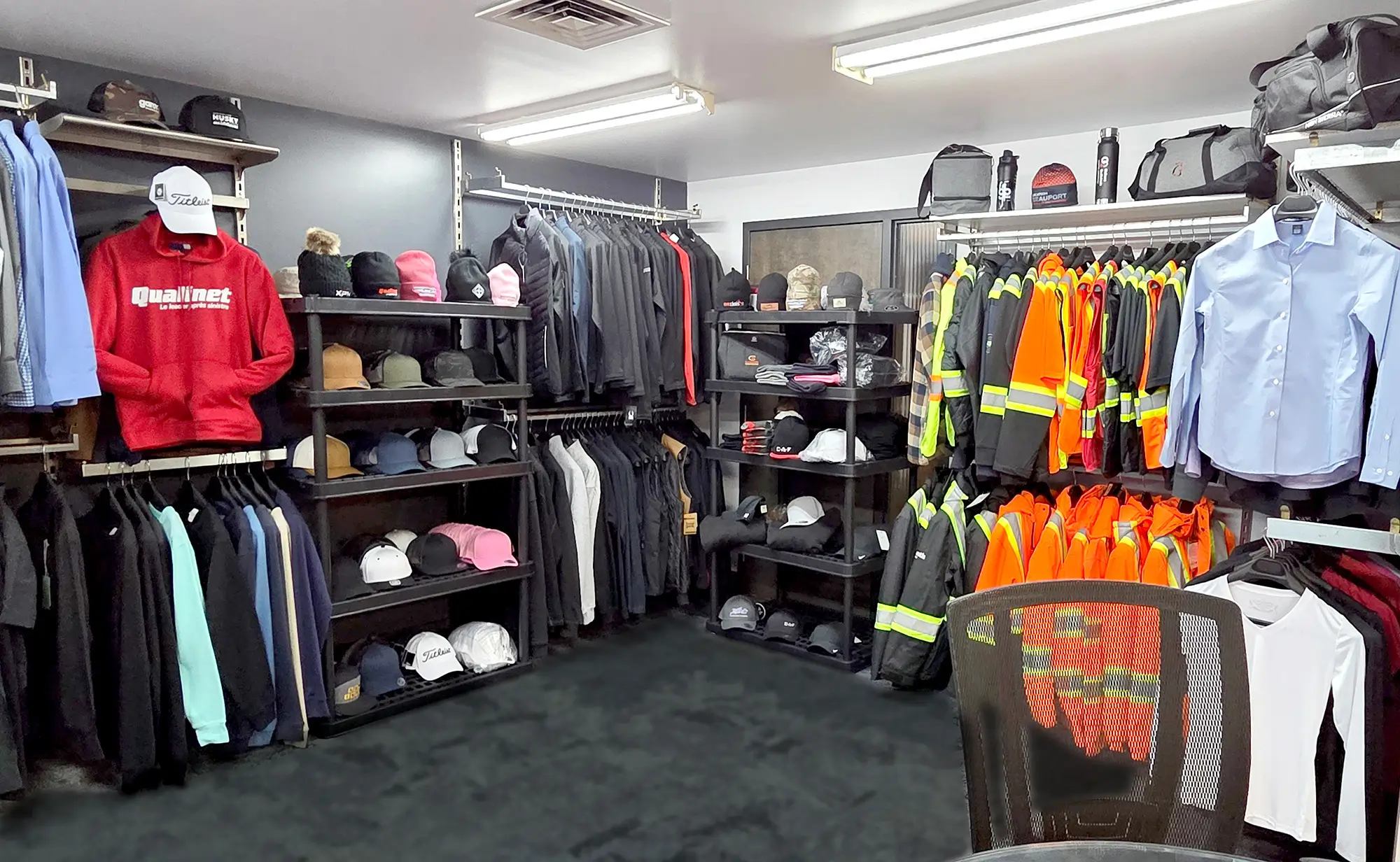 Sérigraphie vêtements corporatifs personnalisés